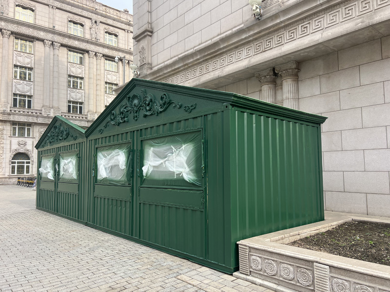 哈尔滨药六景区内，泡沫造型，喷漆上色(图5)