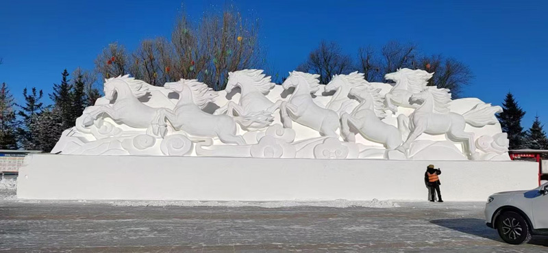 雪雕展示(图1)